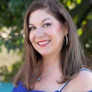 Meet your Posher, Alison